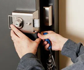 City Locksmith Services Schaumburg, IL 630-395-7379 - 17-Emergency-Locks-Locksmith